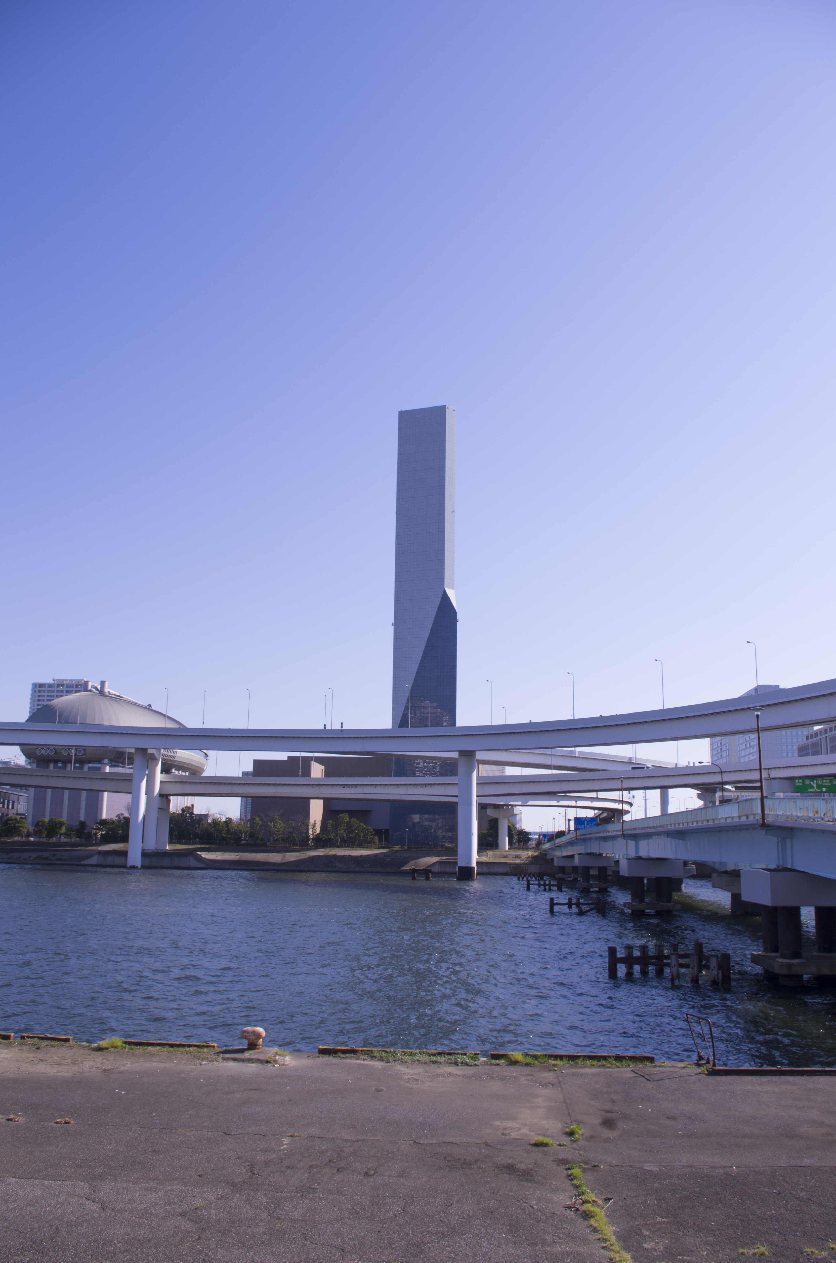 This is actually quite an interesting design for a chimney, it belongs to the Ariake Incineration Plant