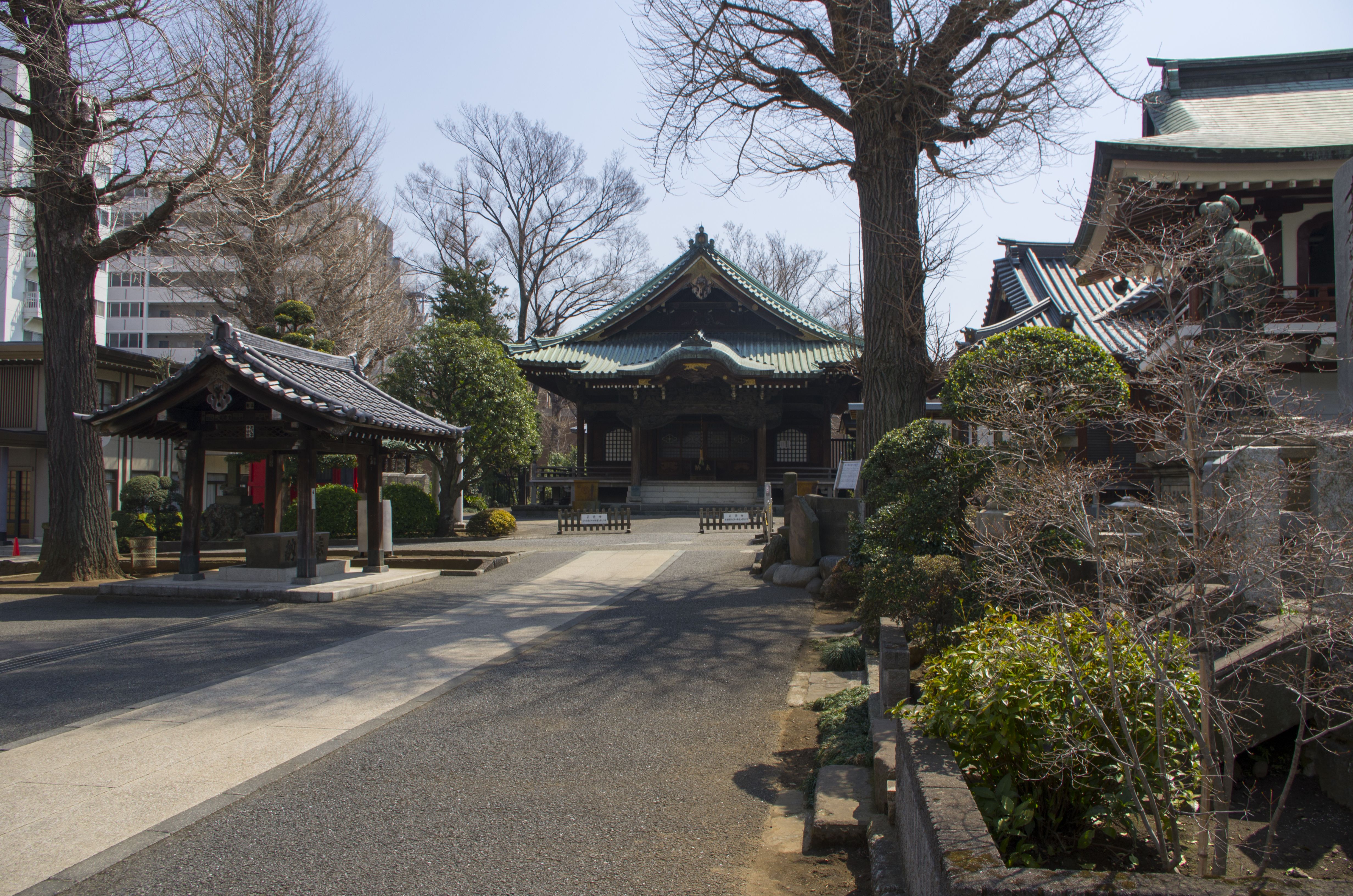Some shrine close to Meguro station